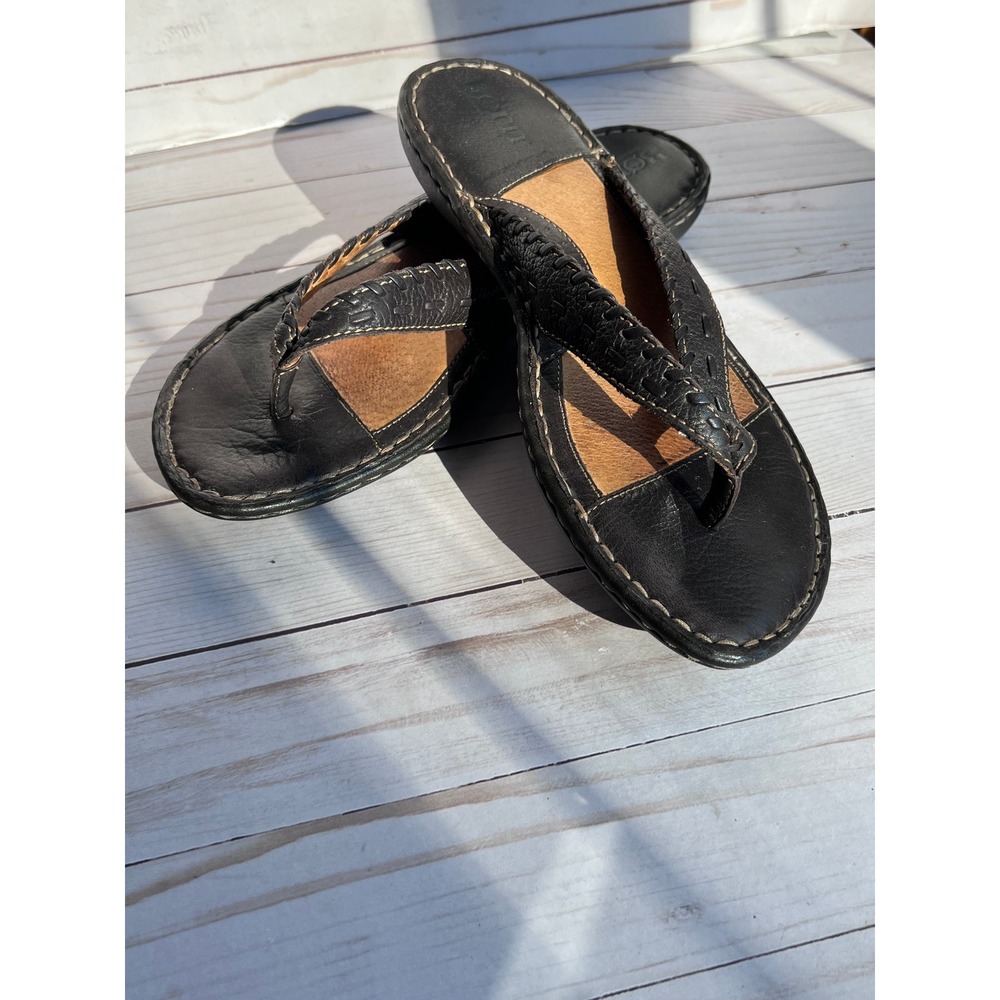 Born | Premium Leather T-Strap Thong Sandal Flipflops | Size: 9W or 7.5M